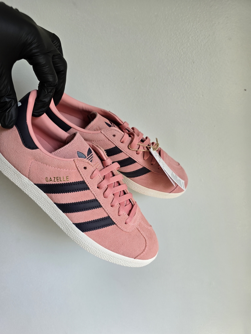 Adidas Gazelle 'Glow Pink Aurora Black' - JH5388 - Size 9 - Brand New
